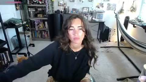 Lydia Mooney online show from July 28, 7:20 pm