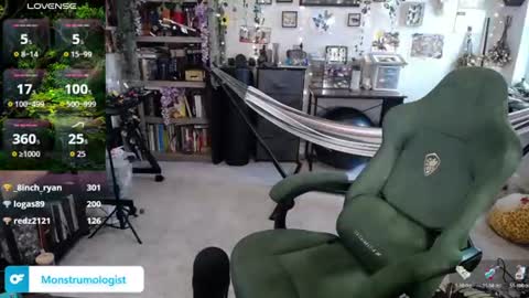 Lydia Mooney online show from August 3, 10:28 pm