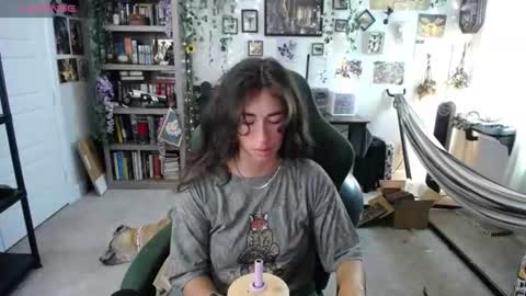 Lydia Mooney online show from August 10, 8:21 pm