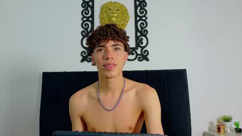  online show from August 30, 6:41 pm