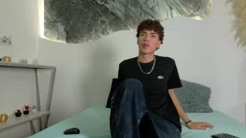   online show from September 7, 12:44 pm