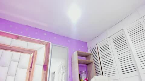 moon_ariana0 online show from August 13, 8:45 pm
