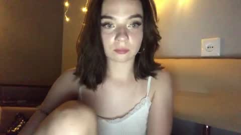 moon_hypnose online show from July 21, 12:03 am