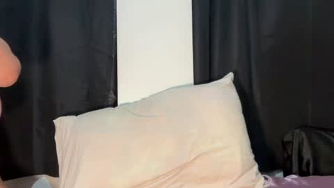 moona_luna21 online show from August 8, 5:46 pm