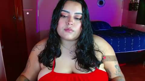 Luna  online show from August 4, 1:08 pm