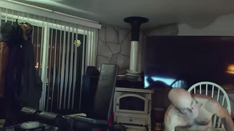 moondanceraa online show from April 28, 5:18 am