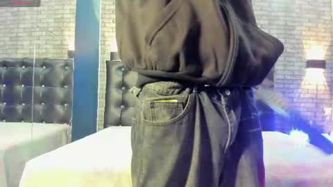 MoonKissedBoy online show from August 12, 12:29 pm