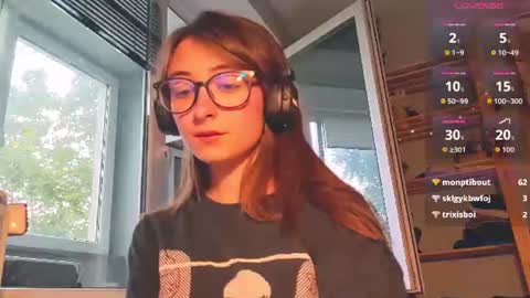 Dana online show from August 10, 4:19 pm
