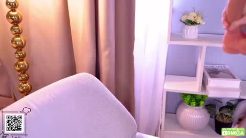 Trisha online show from August 11, 9:33 am