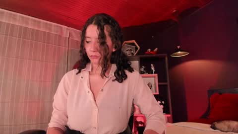 Michelle online show from August 6, 4:39 pm