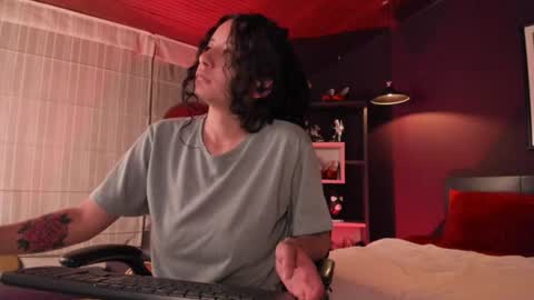 Michelle online show from August 9, 5:03 pm