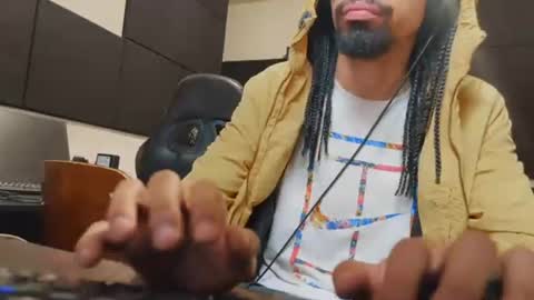 Diego online show from July 25, 1:59 pm