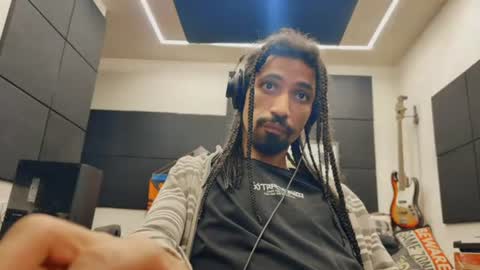 Diego online show from August 14, 3:10 am