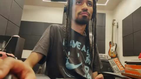 Diego online show from August 18, 2:39 am