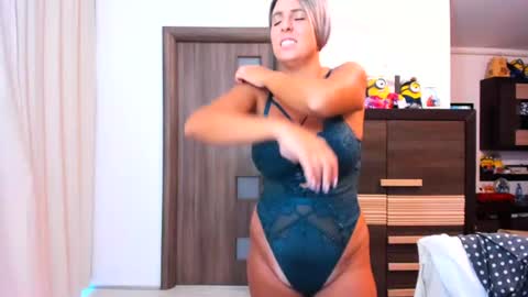 Carina online show from August 14, 4:49 am