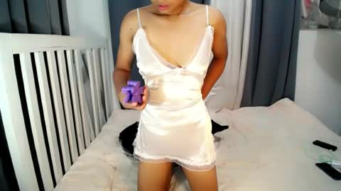 eiren siarez online show from July 19, 9:55 am