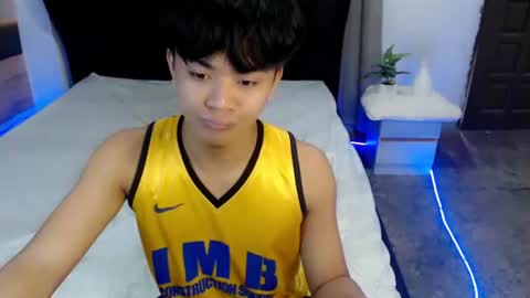 hardmorenoxx online show from August 6, 6:34 am