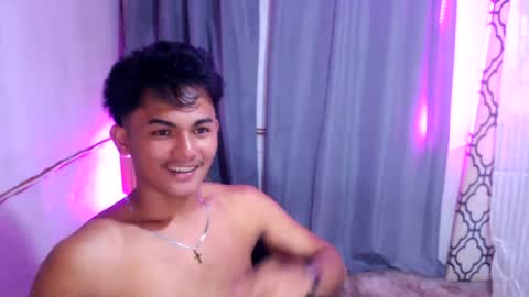 PinoyxPinay- Asian Show online show from August 10, 5:36 pm