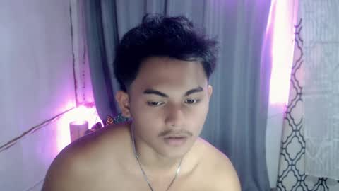 PinoyxPinay- Asian Show online show from August 11, 4:53 pm