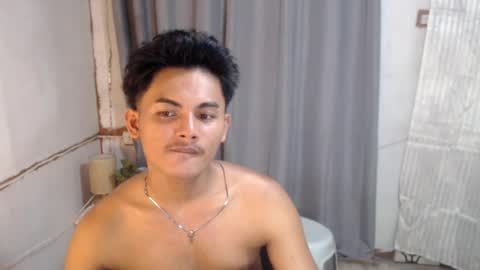 PinoyxPinay- Asian Show online show from August 13, 5:54 am