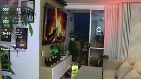  online show from May 30, 11:28 pm
