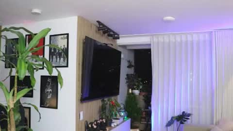   online show from June 16, 2:21 am