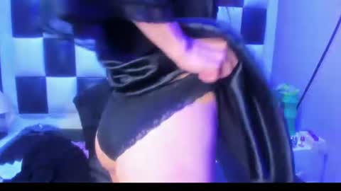 morganasmit_ online show from July 28, 8:59 pm