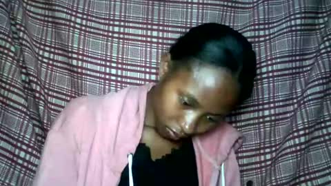 morgane_69 online show from August 2, 7:43 pm