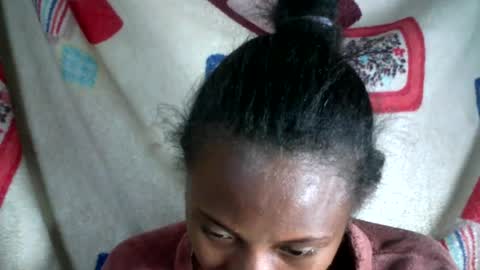 morgane_69 online show from August 11, 12:45 am
