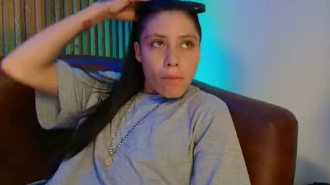morganevans_t online show from August 4, 12:02 pm