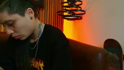 morganevans_t online show from August 11, 4:53 pm