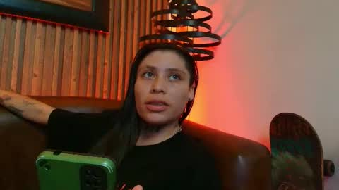 morganevans_t online show from August 11, 5:59 pm