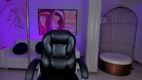 Morgan Hicks online show from August 5, 5:11 pm