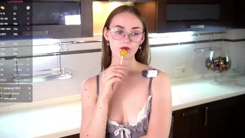 Alisa online show from August 1, 3:01 am