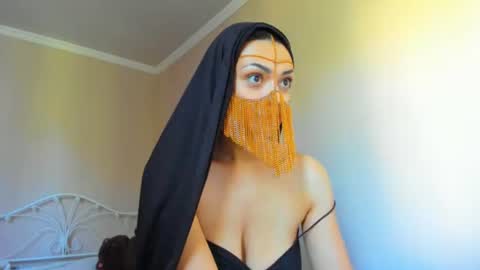Medina online show from July 11, 11:16 am