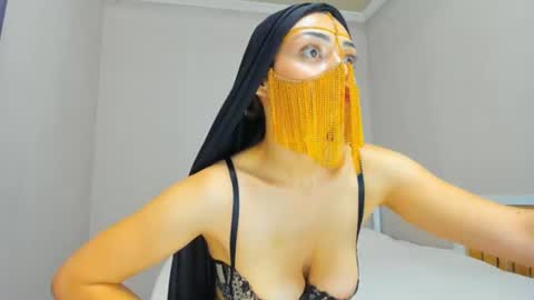 Medina online show from July 24, 7:39 pm