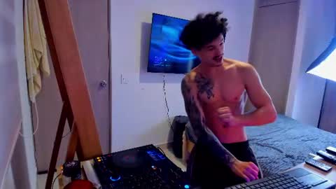 Morthy online show from August 11, 8:27 am