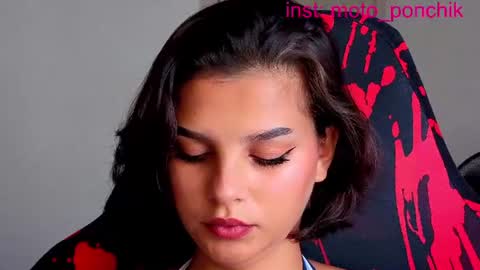Kris  Ivan online show from August 8, 7:41 am