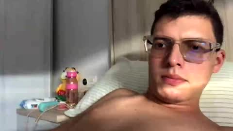 mougly_426 online show from July 22, 5:48 pm