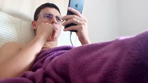 mougly_426 online show from July 26, 2:11 pm