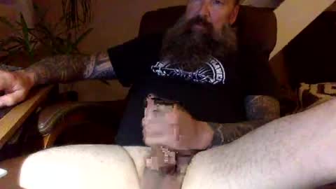 mountainman69696 online show from August 8, 9:42 am