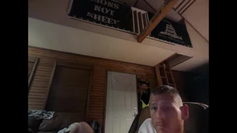 mr_anonymous025 online show from June 7, 7:02 am