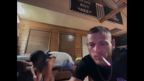mr_anonymous025 online show from August 16, 5:44 am
