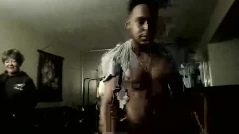 Mr. Chocolates Room online show from March 4, 2:31 am