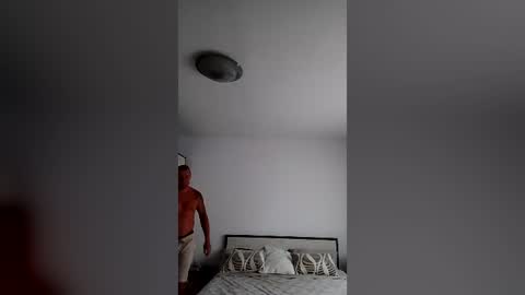 mr_i_ online show from July 3, 4:36 am