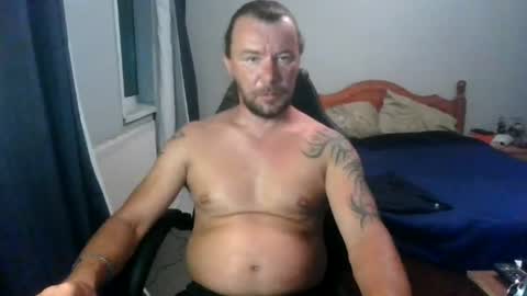 mr_i_ online show from July 25, 11:09 pm