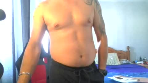 mr_i_ online show from August 9, 8:15 am