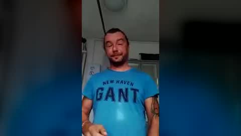 mr_i_ online show from September 4, 9:46 am