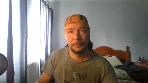 mr_i_ online show from September 8, 10:22 am