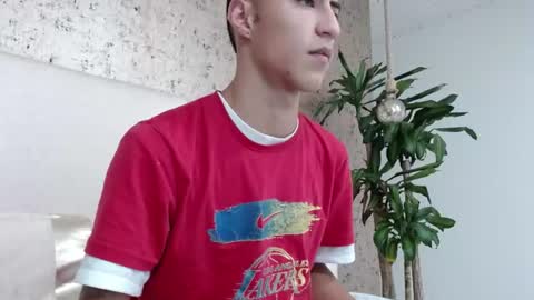 Mr Porn  online show from August 11, 7:27 pm